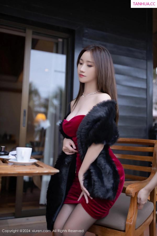   [XiuRen]高清写真图 2024.02.06 No.8077 杏子Yada 相亲情节第7张图片